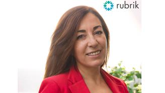 Rubrik Julia Santos