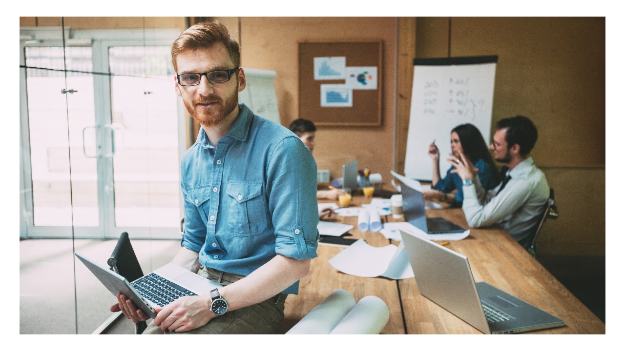 CdR Crayon trabajo híbrido