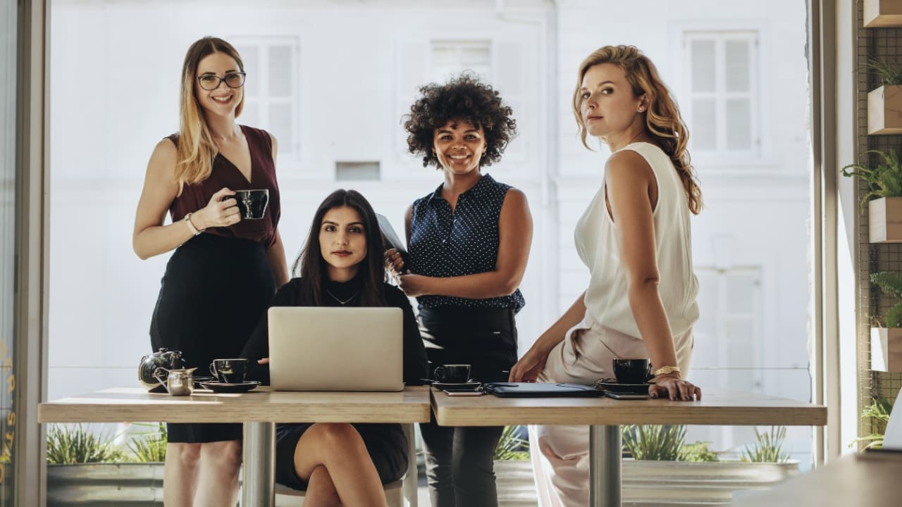 mujeres y tecnología