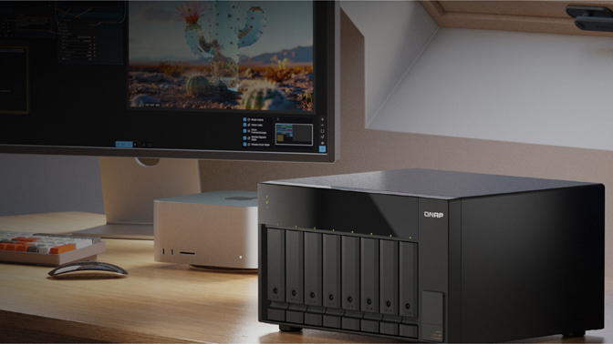 QNAP cabina TL-D810TC4